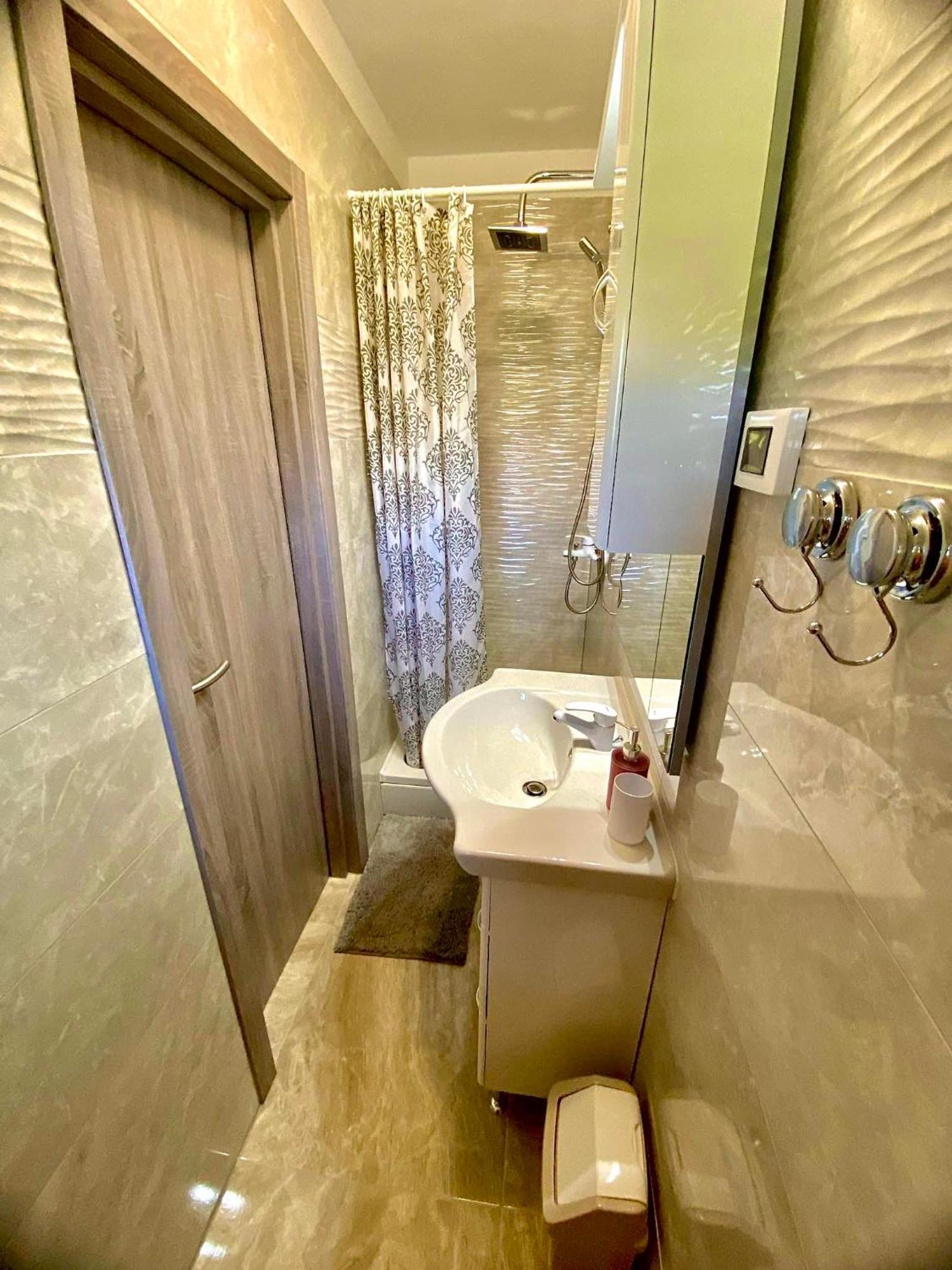 Апартаменты Apartman Miljenko - Matovica Кампор Экстерьер фото