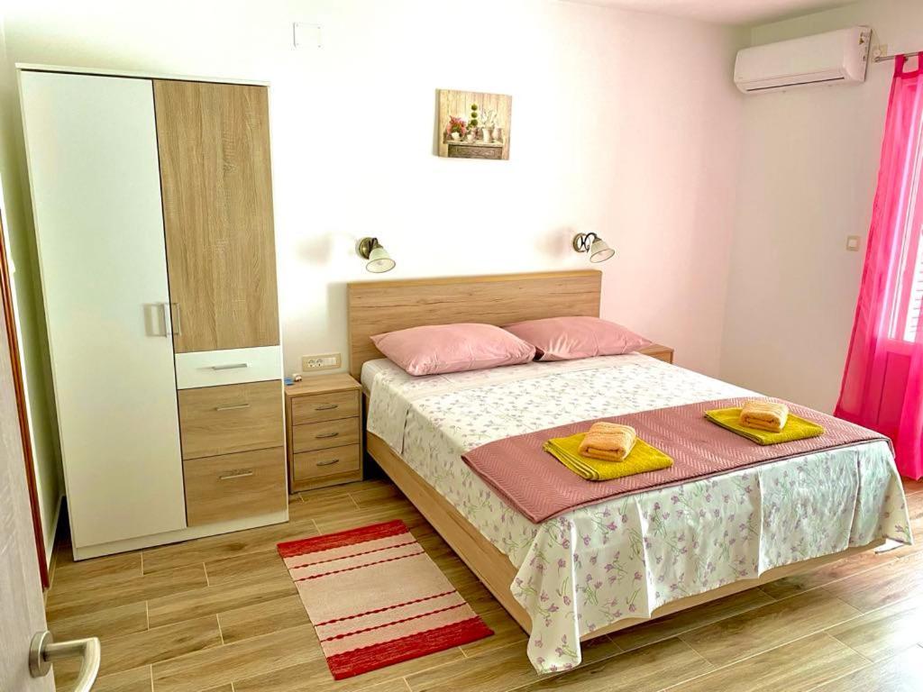Апартаменты Apartman Miljenko - Matovica Кампор Экстерьер фото